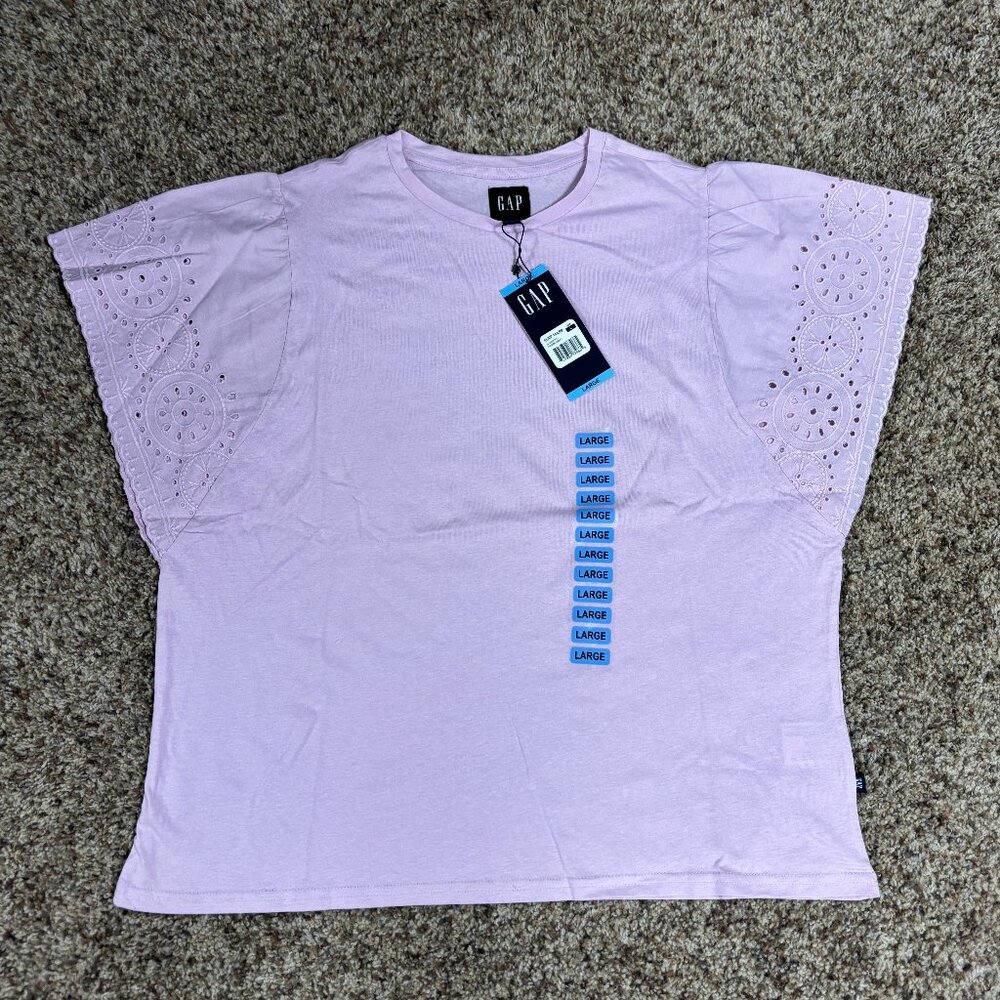 NWT: Gap English Manor T-Shirt - Women's L - Color: Pink - CL